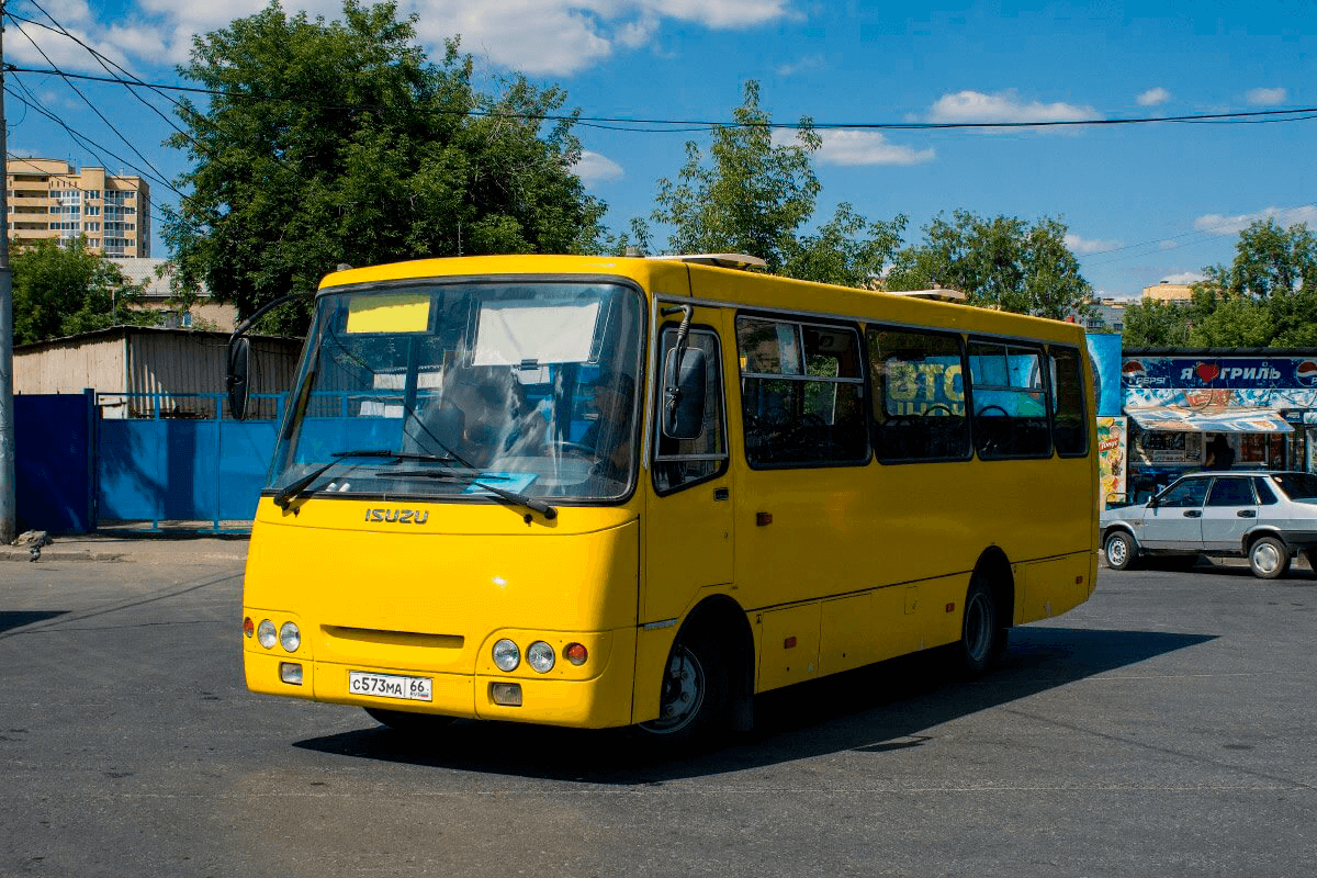 Аренда автобуса с водителем для свадьбы в Чебоксарах - автобус-чебоксары